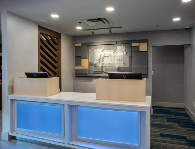 Holiday Inn Express & Suites Asheville Downtown by IHG hotel detail image 3