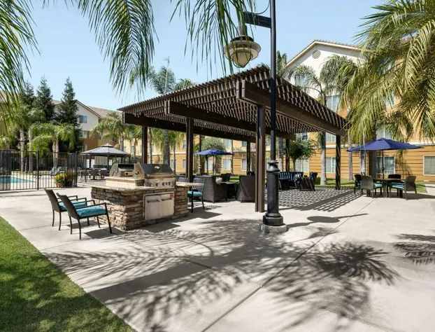 Homewood Suites by Hilton Bakersfield hotel detail image 2