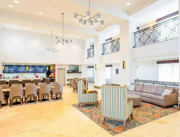 Hampton Inn & Suites St. Augustine-Vilano Beach hotel detail image 4