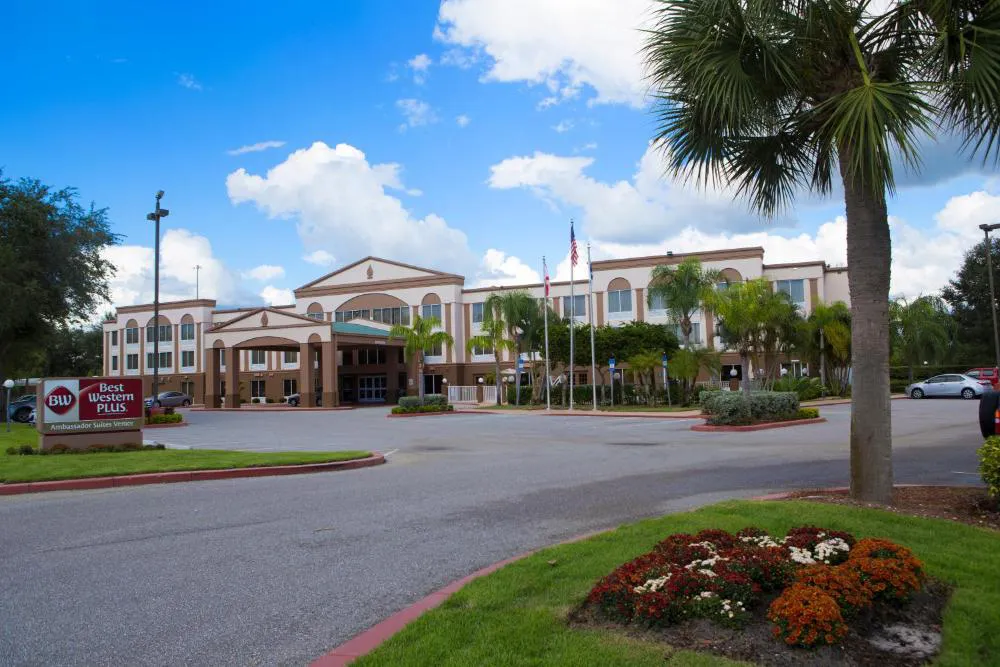 Best Western Plus Ambassador Suites Venice hotel hero