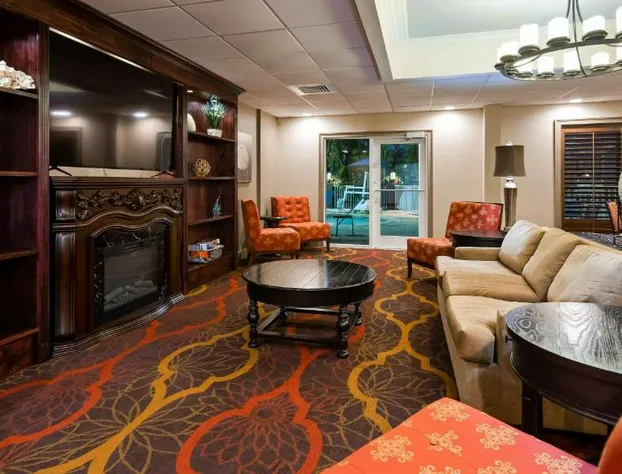 Best Western Plus Ambassador Suites Venice hotel detail image 3