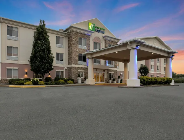 Holiday Inn Express Hotel & Suites West Coxsackie by IHG hotel detail image 1