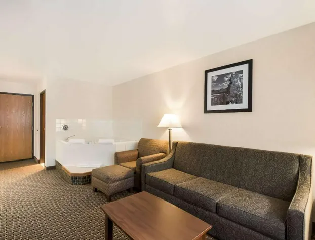 Quality Inn & Suites Steamboat Springs hotel detail image 1