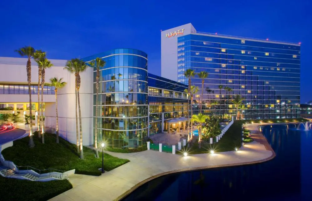 Hyatt Regency Long Beach hotel hero