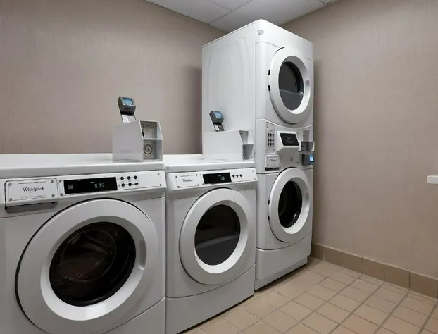 Hampton Inn San Diego Del Mar hotel detail image 3