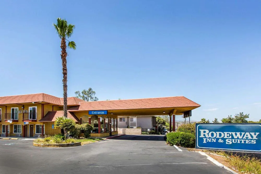 Rodeway Inn & Suites Canyon Lake-Menifee West hotel hero