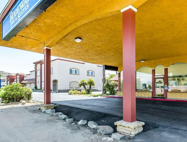 Rodeway Inn & Suites Canyon Lake-Menifee West hotel detail image 2