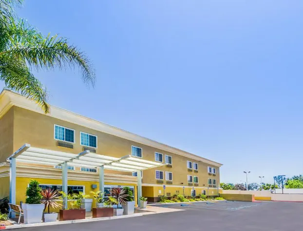 GreenTree Inn San Diego Mission Bay hotel detail image 1