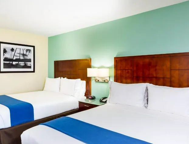 GreenTree Inn San Diego Mission Bay hotel detail image 3