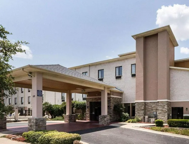 Comfort Inn & Suites Burnet hotel detail image 2