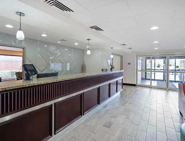 Best Western Plus Chicagoland - Countryside hotel detail image 2