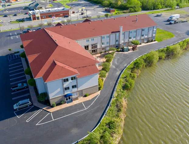 Holiday Inn Express Hotel & Stes Port Clinton-Catawba Island by IHG hotel detail image 3