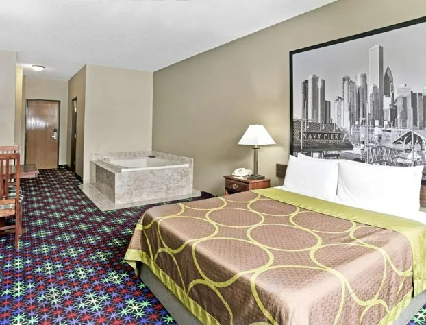 Super 8 by Wyndham Gurnee hotel detail image 4