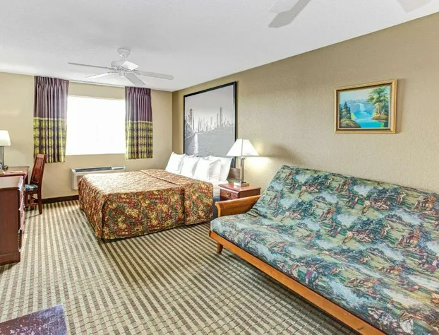 Super 8 by Wyndham Gurnee hotel detail image 2