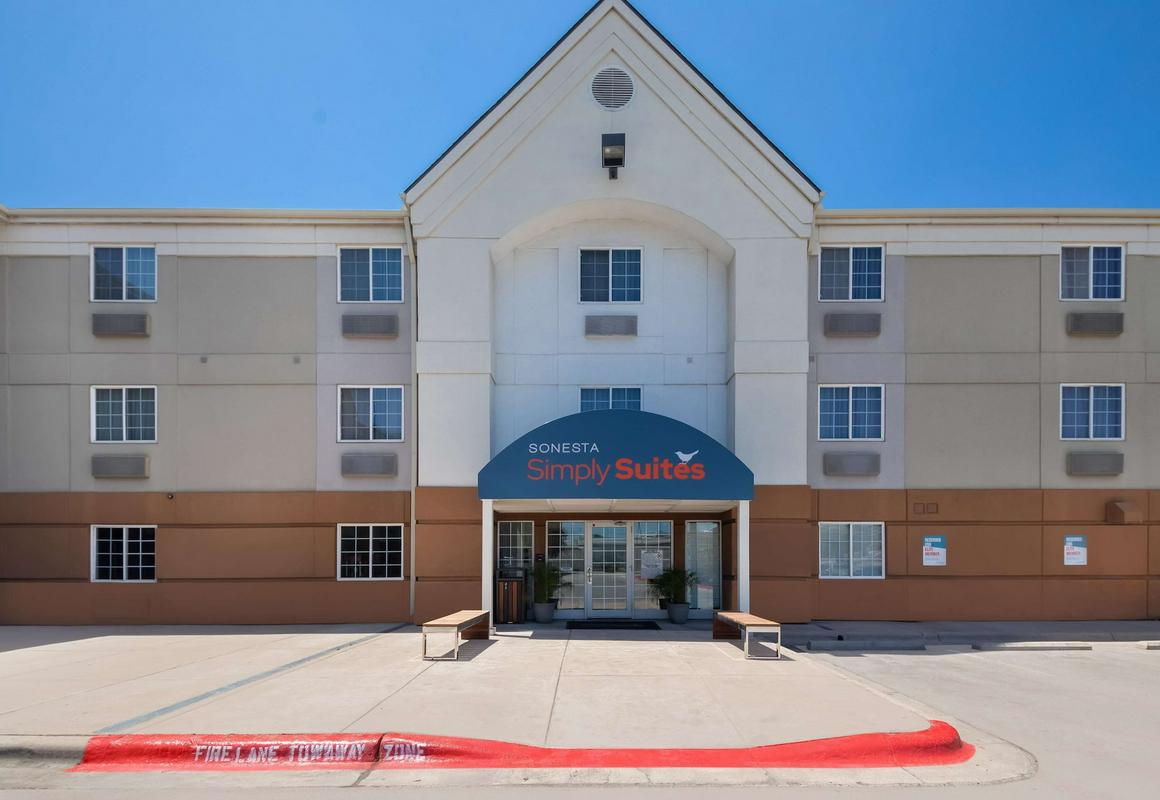 Sonesta Simply Suites Austin South hotel hero