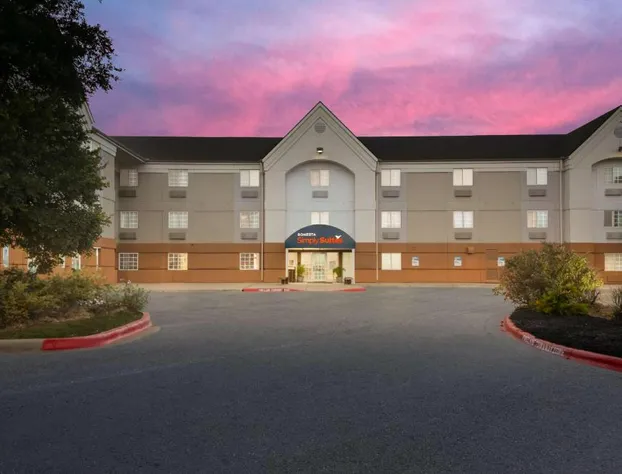 Sonesta Simply Suites Austin South hotel detail image 1