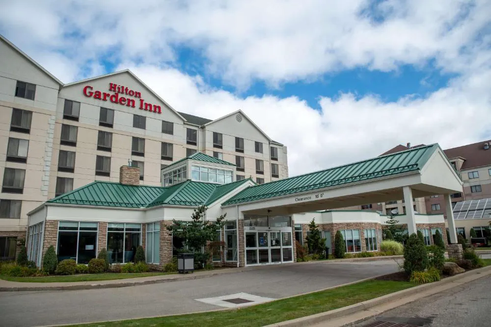 Hilton Garden Inn Erie hotel hero