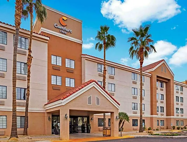 Comfort Inn Chandler - Phoenix South I-10 hotel detail image 1