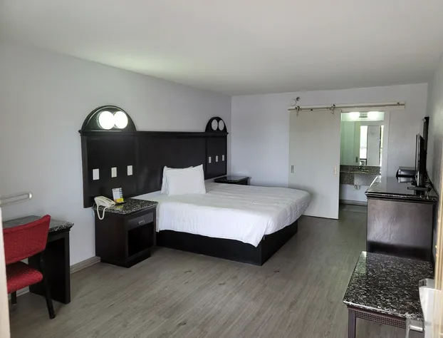 Fairway Inn hotel detail image 3