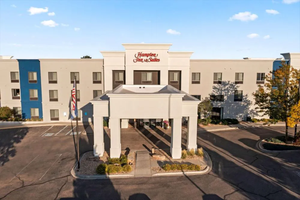 Hampton Inn & Suites Greeley hotel hero