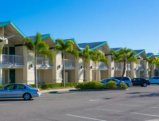 Best Western Plus Yacht Harbor Inn hotel detail image 3