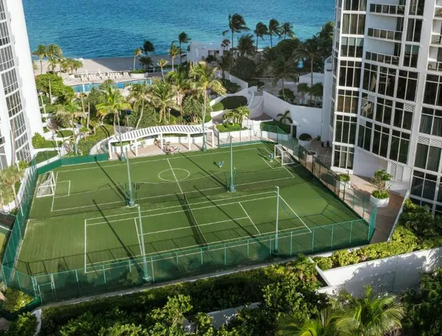 Trump International Beach Resort hotel detail image 2