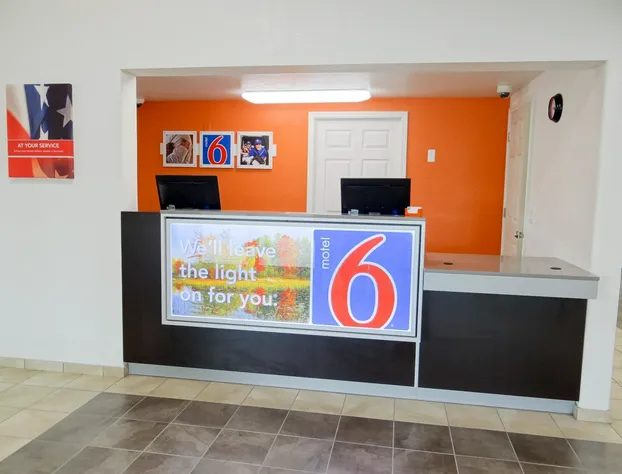 Motel 6 Erie, PA hotel detail image 4