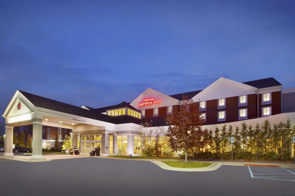 Hilton Garden Inn Detroit/Novi hotel hero