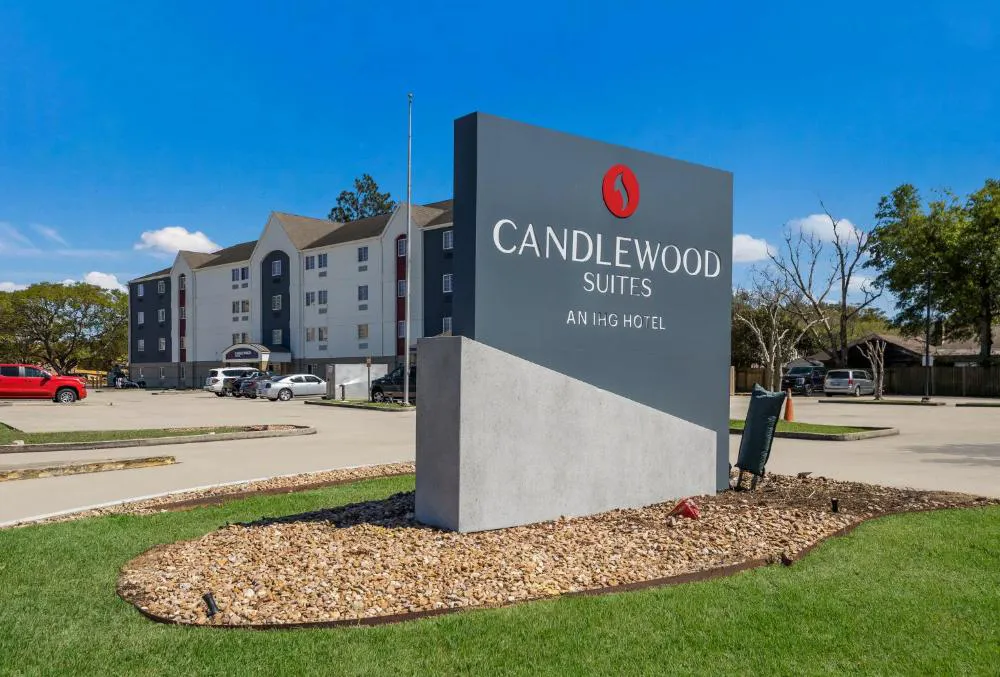 Candlewood Suites Lafayette - River Ranch by IHG hotel hero