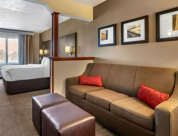 Comfort Suites Fort Pierce I-95 hotel detail image 4
