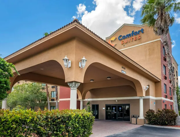 Comfort Suites Fort Pierce I-95 hotel detail image 1