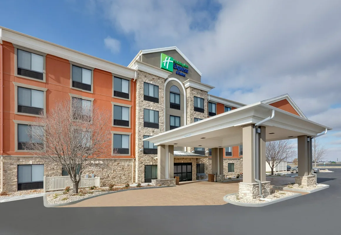 Holiday Inn Express Mitchell by IHG hotel hero
