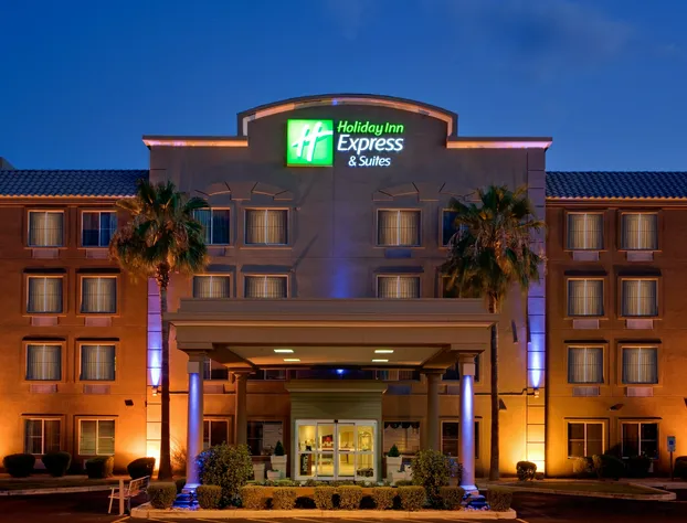 Holiday Inn Express Hotel & Suites PEORIA NORTH - GLENDALE by IHG hotel detail image 4