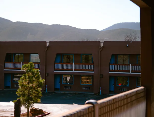 Taos Valley Lodge hotel detail image 2