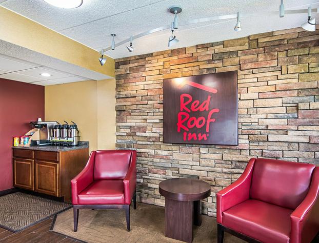 Red Roof Inn Hampton Coliseum & Convention Center hotel detail image 3