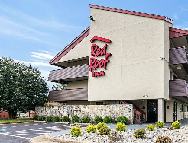 Red Roof Inn Hampton Coliseum & Convention Center hotel detail image 2