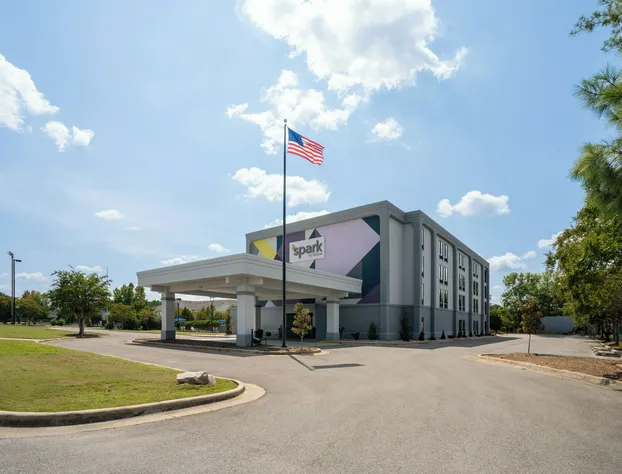 Spark by Hilton Decatur hotel detail image 2