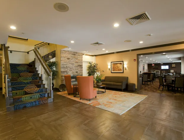 Holiday Inn Express & Suites Chicago-Deerfield/Lincolnshire by IHG hotel detail image 1