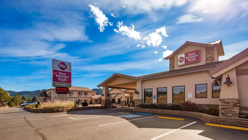 Best Western Plus Silver Saddle Inn hotel hero