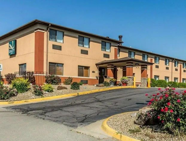Quality Inn at Collins Road - Cedar Rapids hotel detail image 2