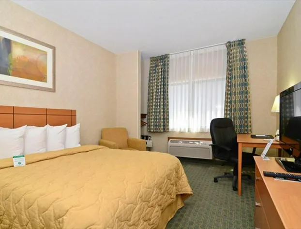 Quality Inn at Collins Road - Cedar Rapids hotel detail image 4