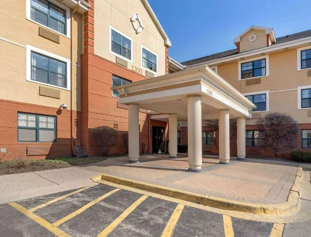 Extended Stay America Suites Chicago Woodfield Mall hotel detail image 1