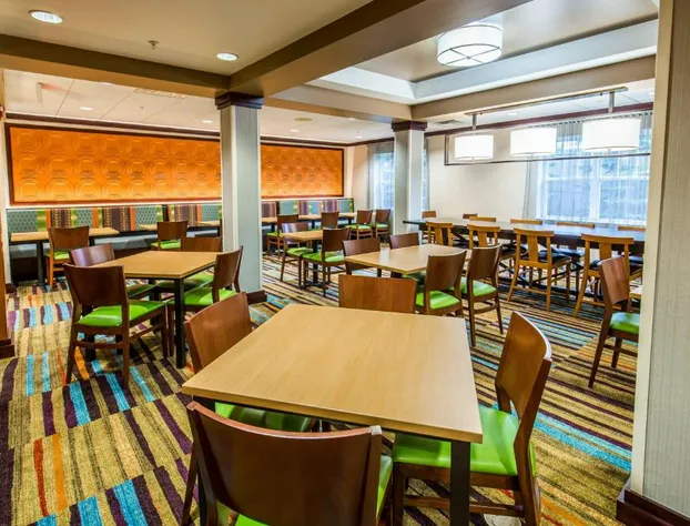 Fairfield Inn & Suites by Marriott Portsmouth Exeter hotel detail image 3