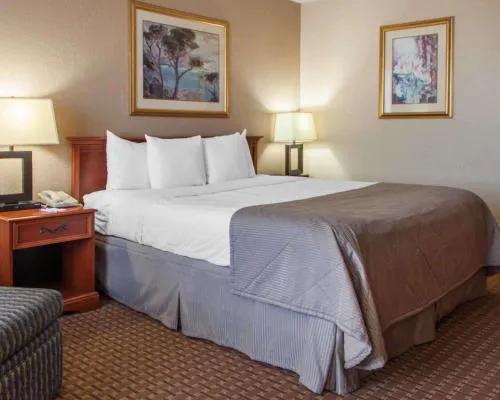 Clarion Inn Central hotel detail image 4