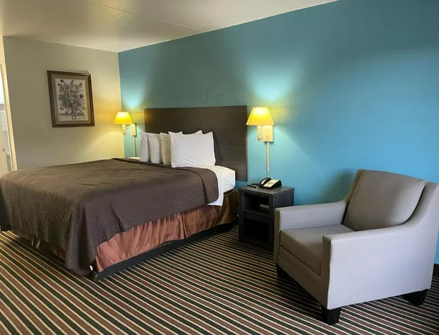 American Inn hotel detail image 4