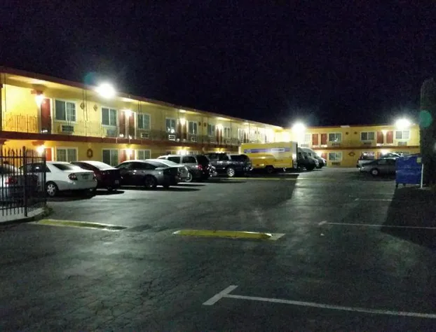 Econo Lodge hotel detail image 1