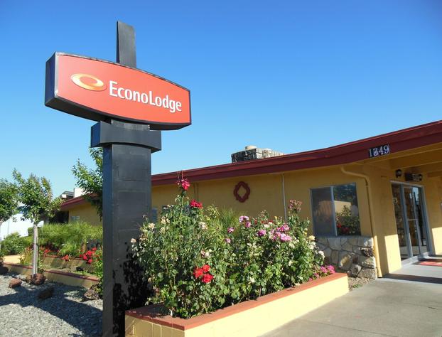Econo Lodge hotel detail image 1