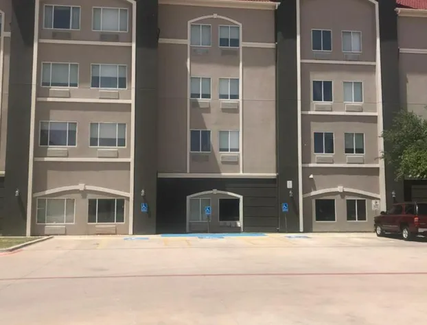 La Quinta Inn & Suites by Wyndham Abilene Mall hotel detail image 2