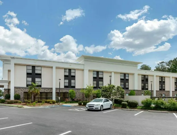 Hampton Inn Brookhaven hotel detail image 2