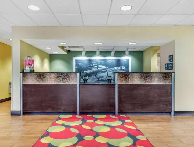 Hampton Inn Brookhaven hotel detail image 3